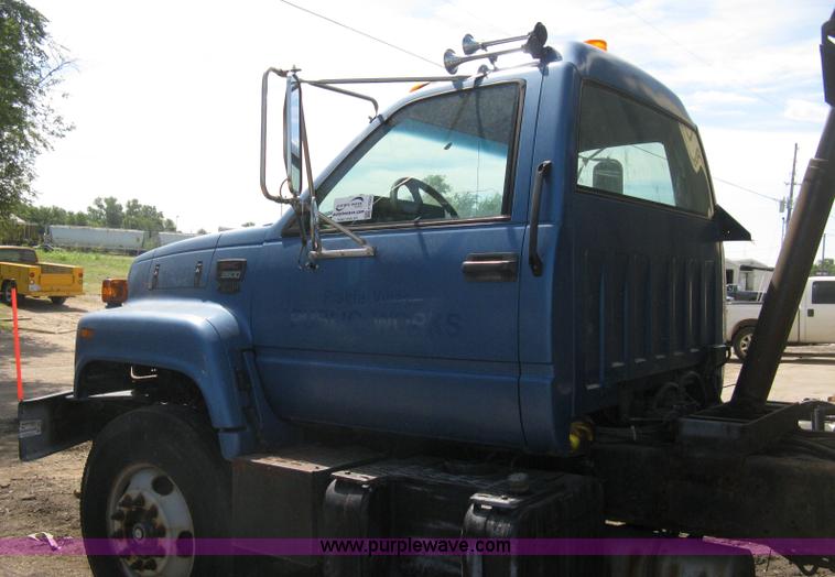 image for item H5333 1999 GMC C8500 dump truck