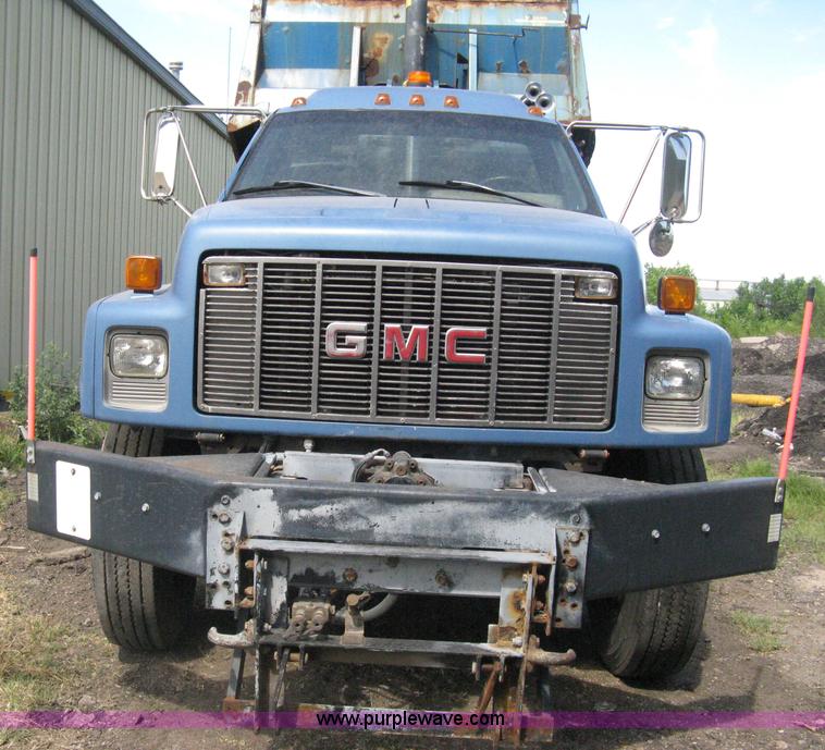 image for item H5333 1999 GMC C8500 dump truck