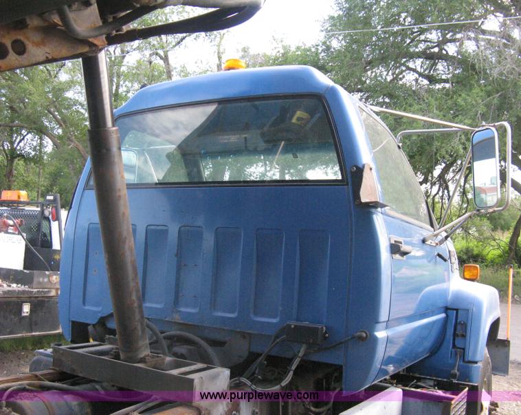 image for item H5333 1999 GMC C8500 dump truck