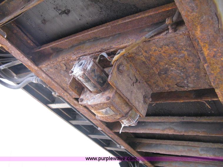 image for item H5333 1999 GMC C8500 dump truck