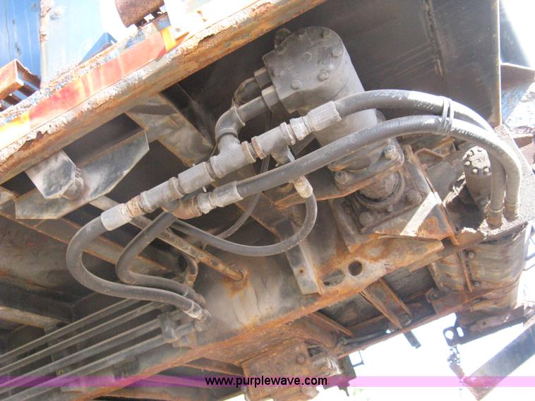 image for item H5333 1999 GMC C8500 dump truck