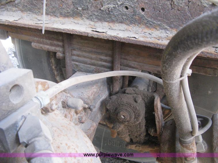 image for item H5333 1999 GMC C8500 dump truck