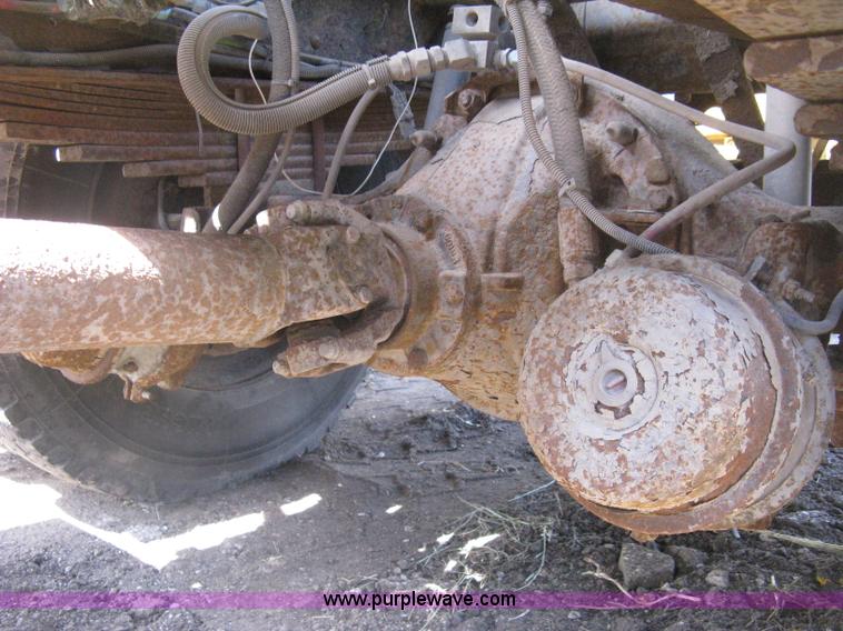 image for item H5333 1999 GMC C8500 dump truck