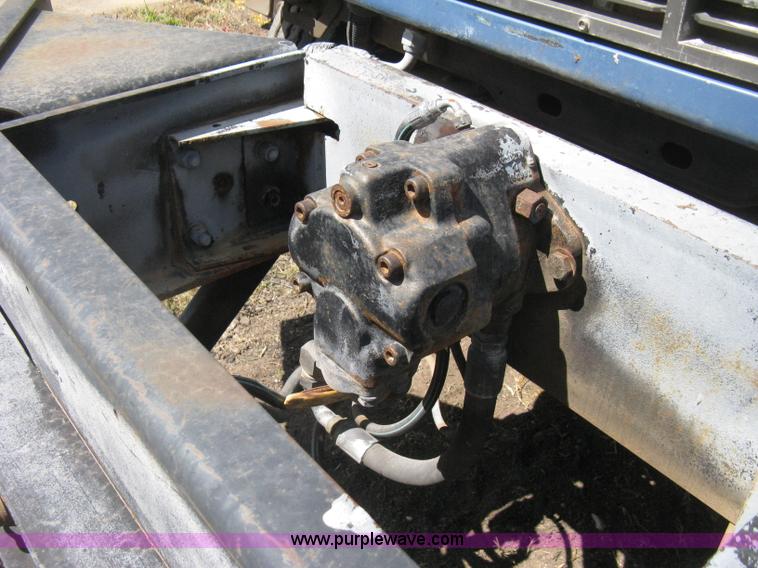 image for item H5333 1999 GMC C8500 dump truck