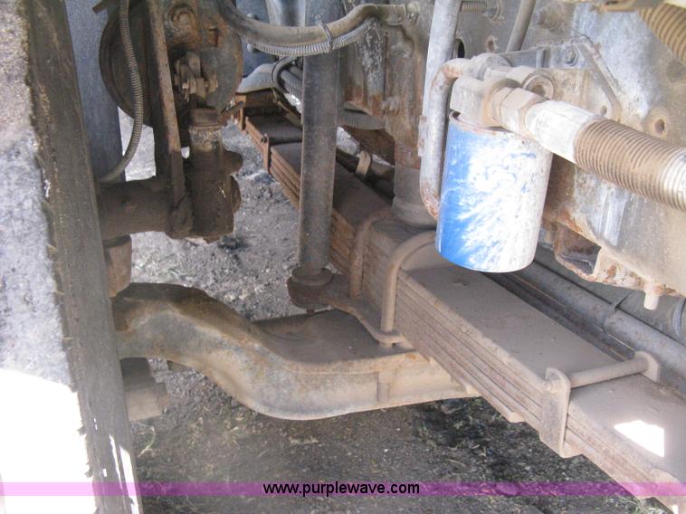 image for item H5333 1999 GMC C8500 dump truck