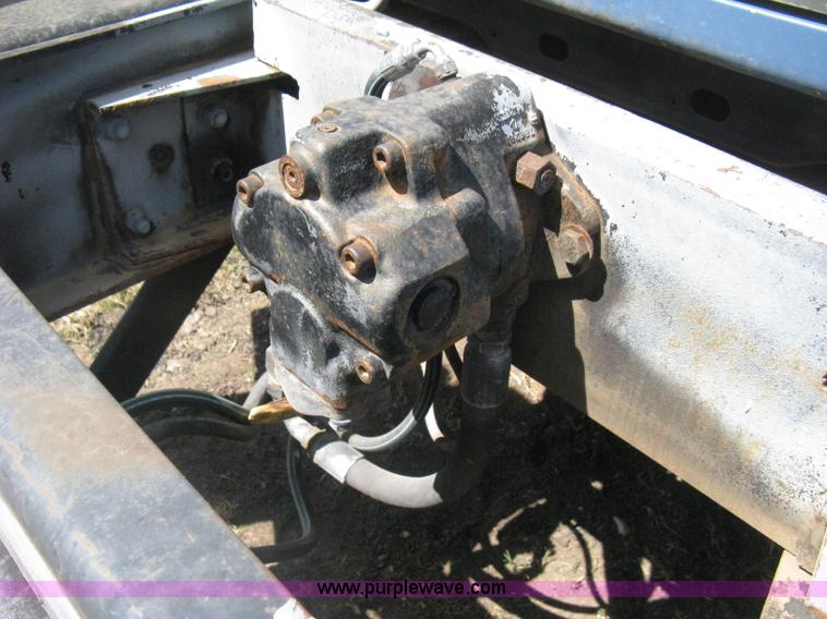 image for item H5333 1999 GMC C8500 dump truck