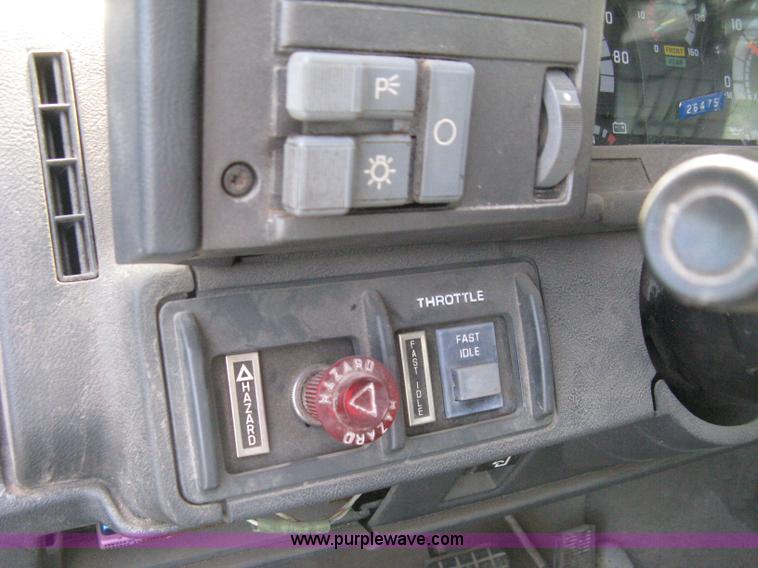 image for item H5333 1999 GMC C8500 dump truck