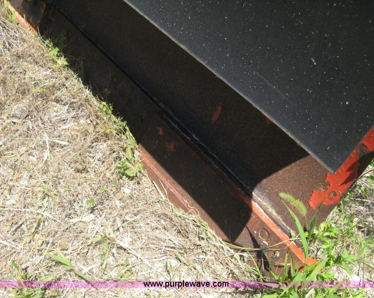 image for item H5333 1999 GMC C8500 dump truck