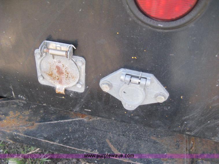 image for item H5334 2008 Ford F550 XL Super Duty flatbed truck