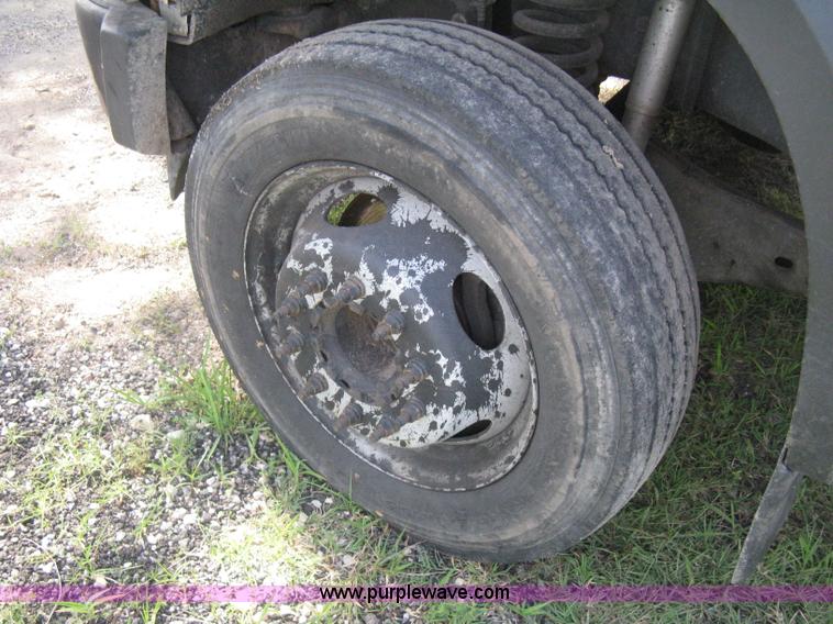 image for item H5334 2008 Ford F550 XL Super Duty flatbed truck