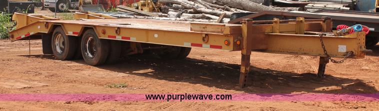 image for item H5631 2003 Belshe T-10 trailer