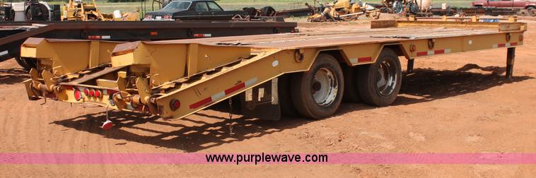 image for item H5631 2003 Belshe T-10 trailer