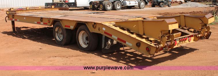 image for item H5631 2003 Belshe T-10 trailer