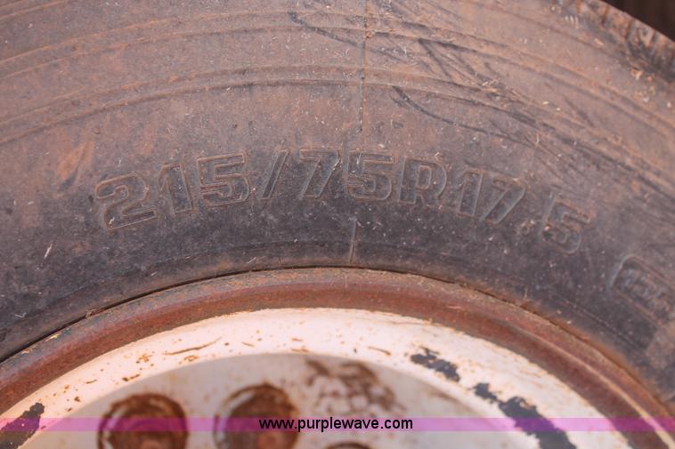 image for item H5631 2003 Belshe T-10 trailer