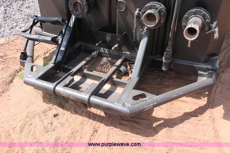 image for item H5633 1994 500 barrel liquid storage frac tank