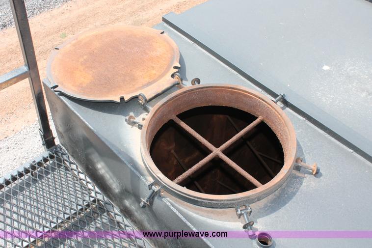 image for item H5633 1994 500 barrel liquid storage frac tank