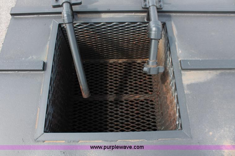 image for item H5633 1994 500 barrel liquid storage frac tank