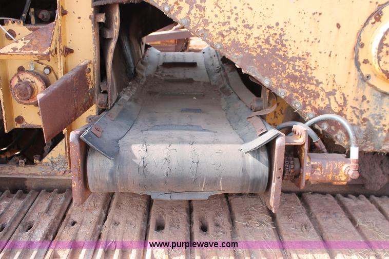 image for item H5634 1984 Vermeer T800B trencher