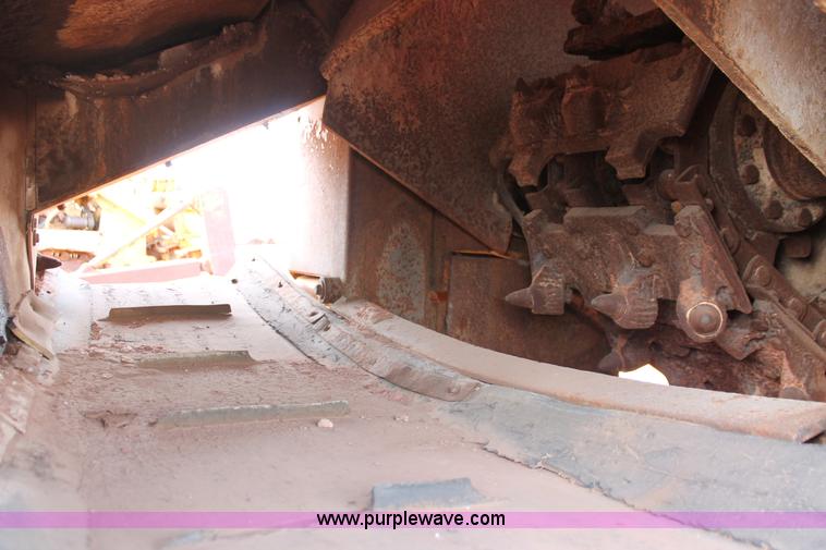 image for item H5634 1984 Vermeer T800B trencher