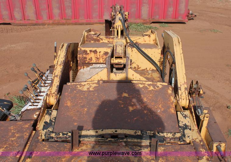 image for item H5634 1984 Vermeer T800B trencher