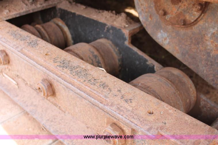 image for item H5634 1984 Vermeer T800B trencher