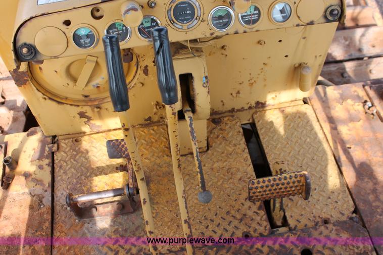 image for item H5635 Dresser TD-20 dozer