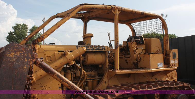 image for item H5635 Dresser TD-20 dozer