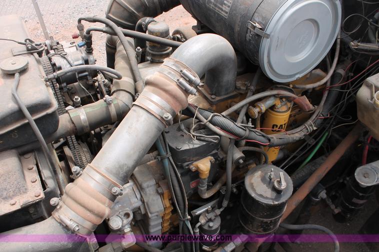 image for item H5637 1988 Kenworth T600 vacuum truck