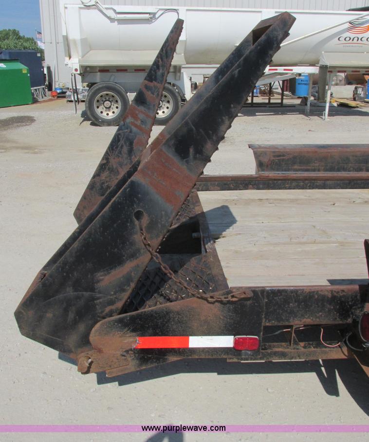 image for item I3490 1985 Belshe equipment trailer