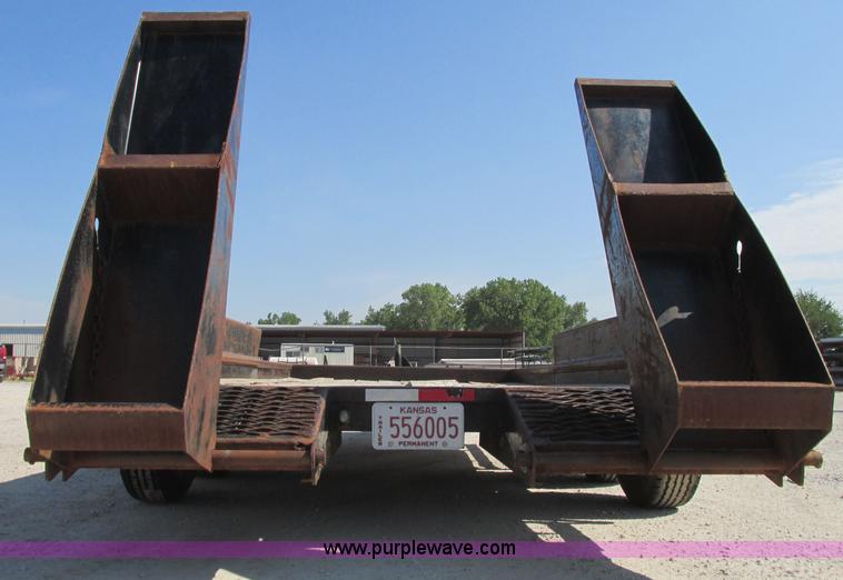 image for item I3490 1985 Belshe equipment trailer