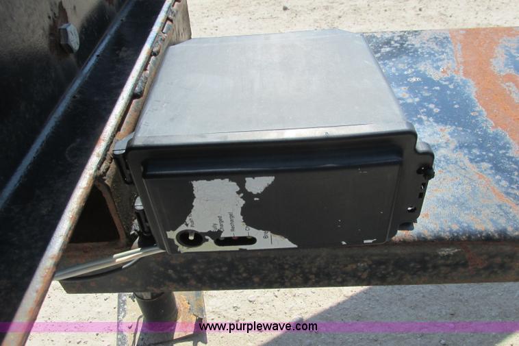 image for item I3490 1985 Belshe equipment trailer