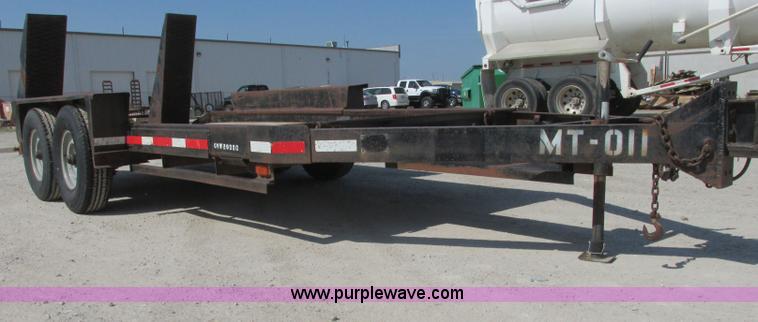 image for item I3490 1985 Belshe equipment trailer