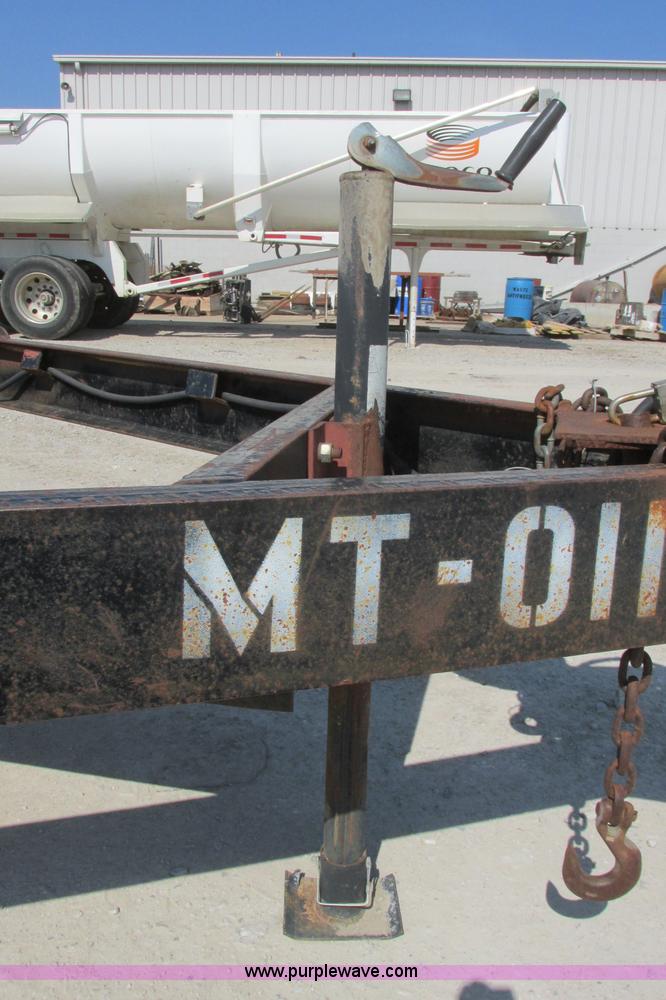 image for item I3490 1985 Belshe equipment trailer