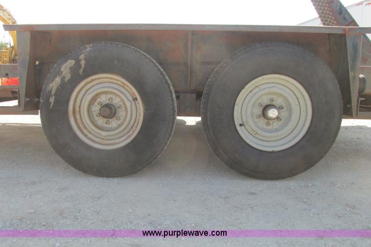 image for item I3490 1985 Belshe equipment trailer