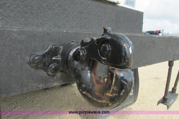 image for item I3500 2000 Ford F650 Super Duty XL Crew Cab service truck with crane