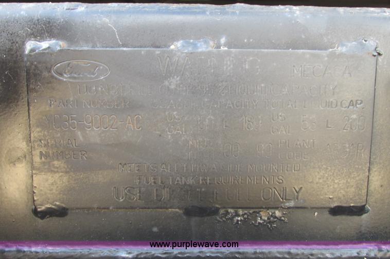 image for item I3500 2000 Ford F650 Super Duty XL Crew Cab service truck with crane