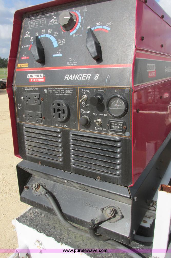 image for item I3500 2000 Ford F650 Super Duty XL Crew Cab service truck with crane