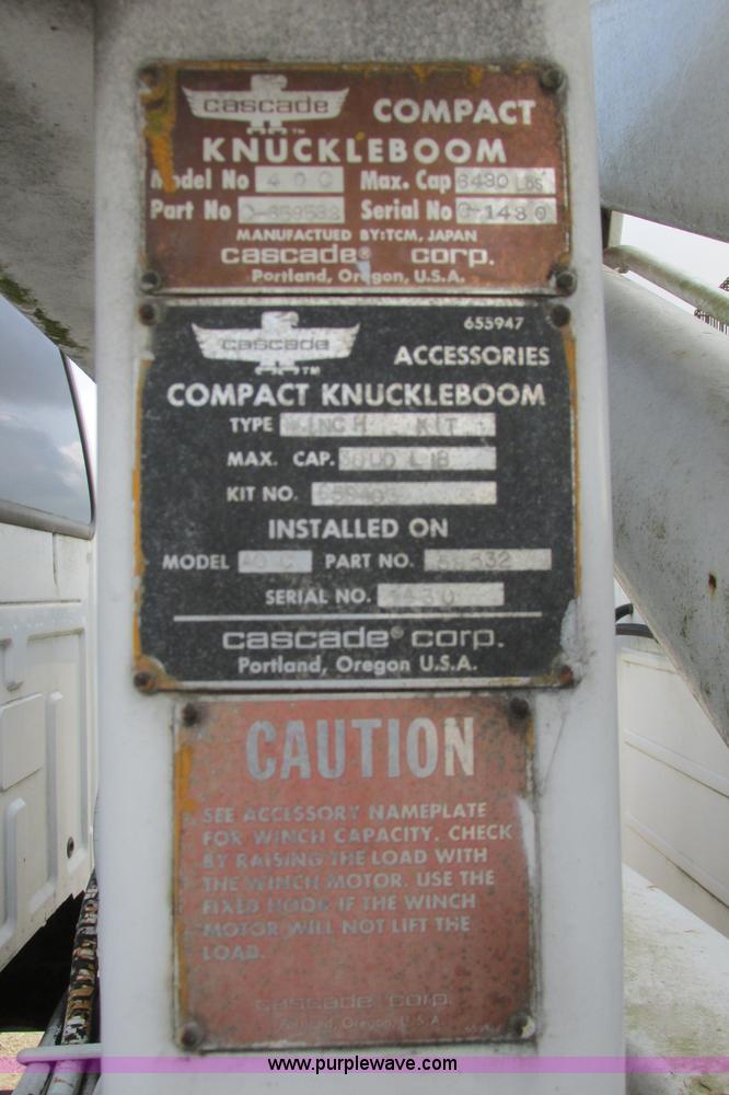 image for item I3500 2000 Ford F650 Super Duty XL Crew Cab service truck with crane