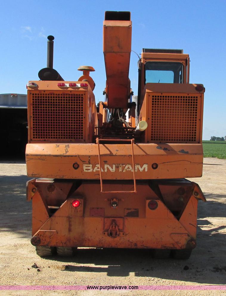 image for item I4160 1982 Koehring 424 rubber tire excavator