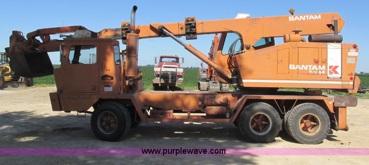 image for item I4160 1982 Koehring 424 rubber tire excavator