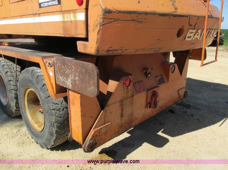 image for item I4160 1982 Koehring 424 rubber tire excavator