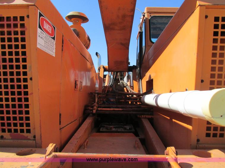 image for item I4160 1982 Koehring 424 rubber tire excavator