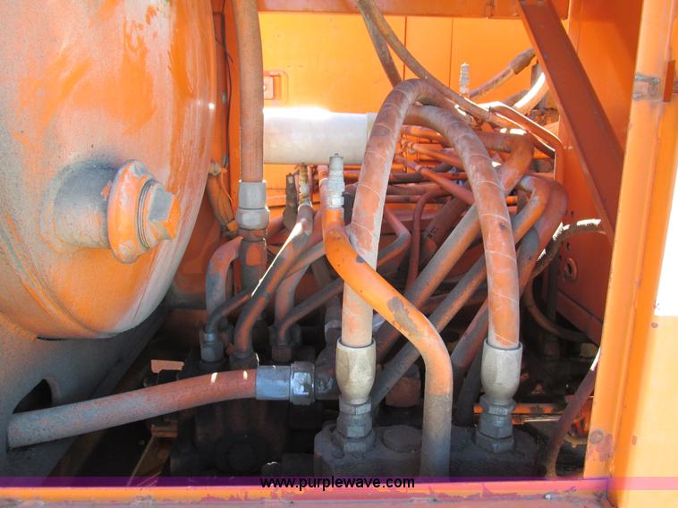 image for item I4160 1982 Koehring 424 rubber tire excavator