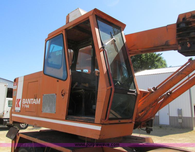 image for item I4160 1982 Koehring 424 rubber tire excavator