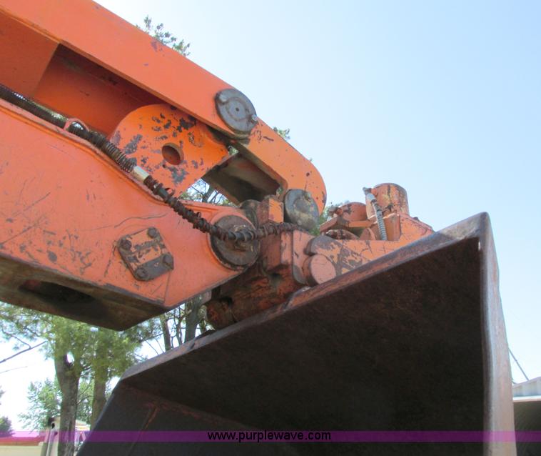 image for item I4160 1982 Koehring 424 rubber tire excavator