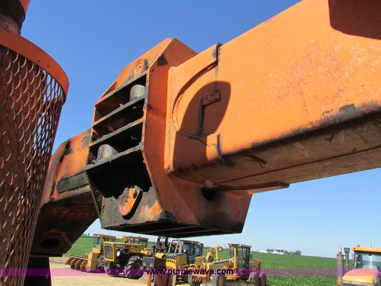 image for item I4160 1982 Koehring 424 rubber tire excavator