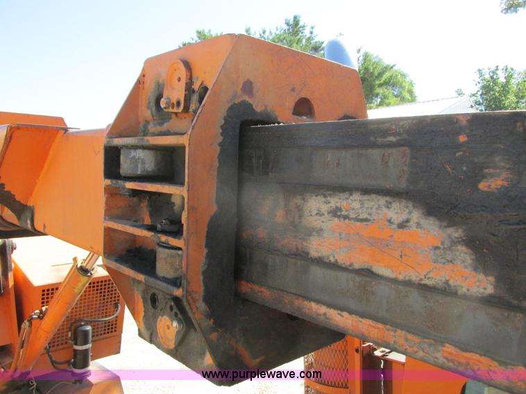 image for item I4160 1982 Koehring 424 rubber tire excavator