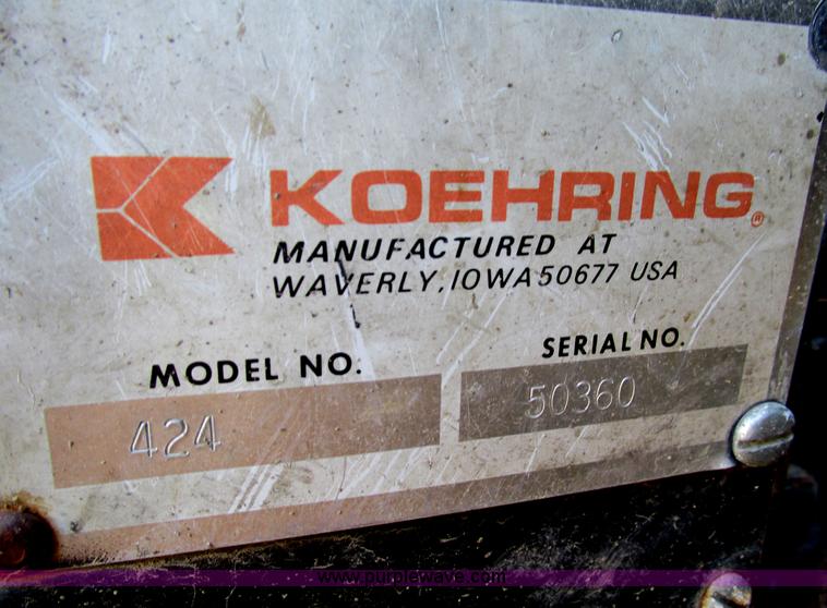 image for item I4160 1982 Koehring 424 rubber tire excavator