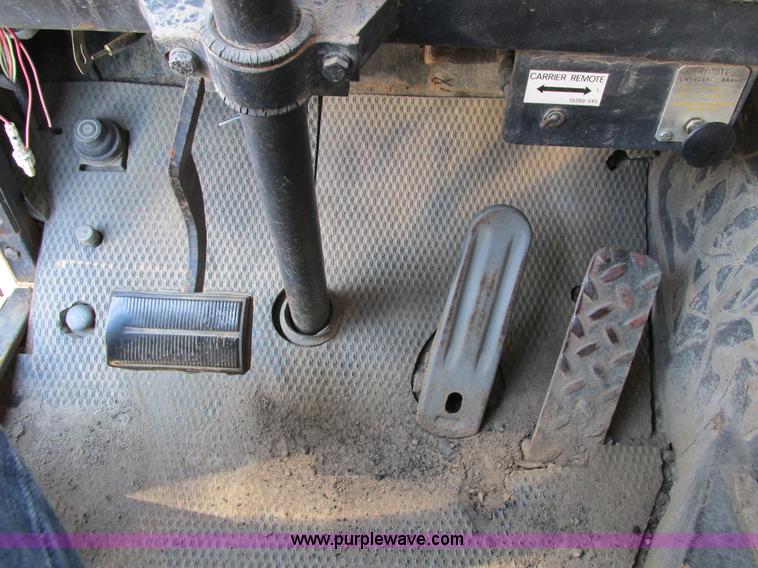 image for item I4160 1982 Koehring 424 rubber tire excavator