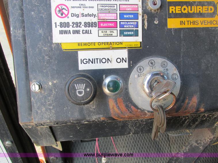 image for item I4160 1982 Koehring 424 rubber tire excavator